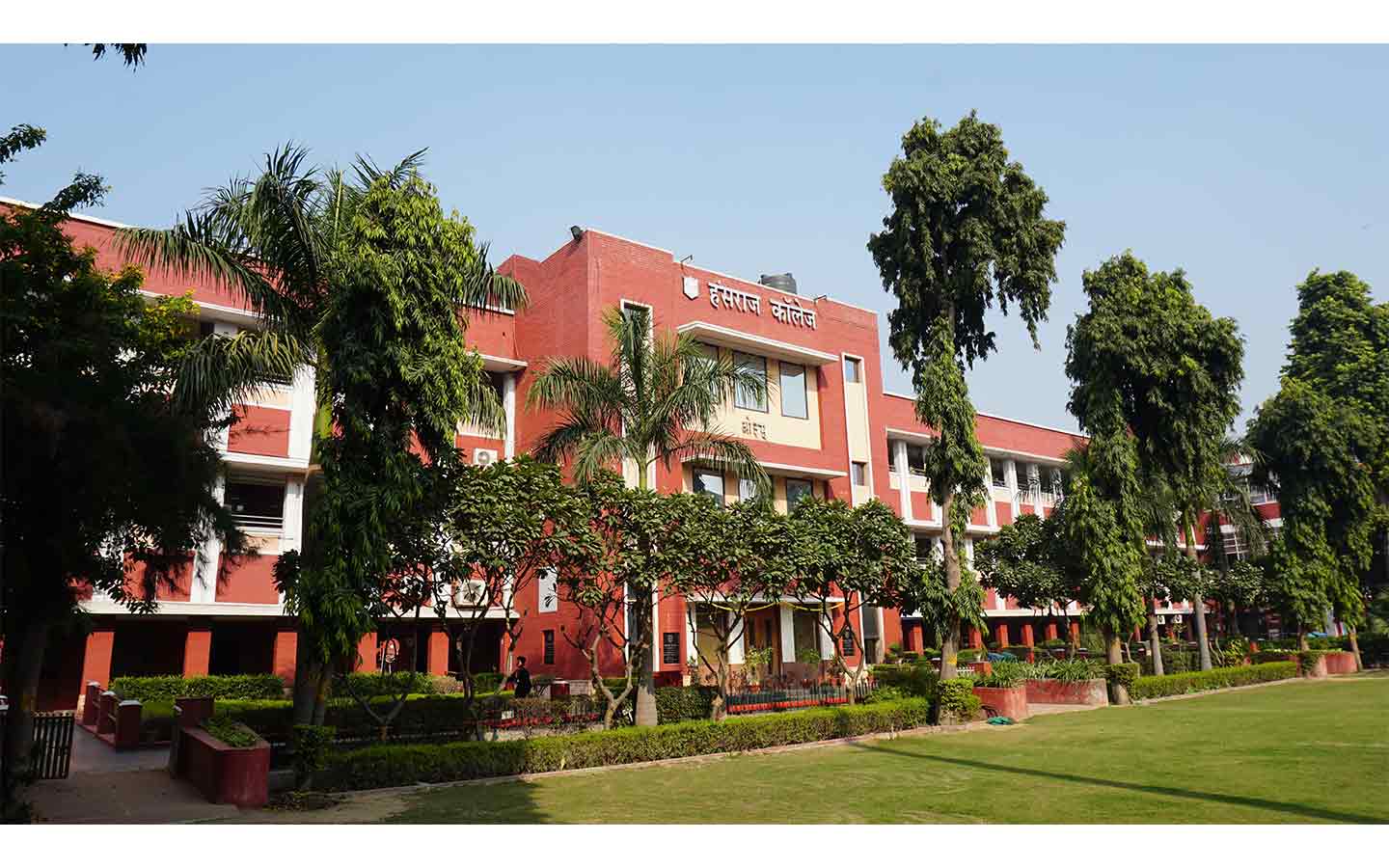 Hansraj College